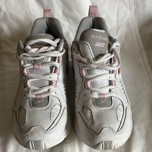 Reebok Women’s  Sneakers in White and Pink Size 8.5